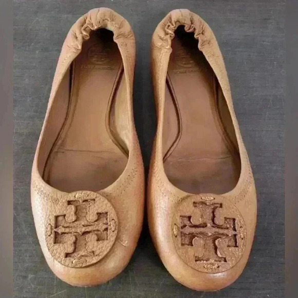 Tory Burch REVA Pebbled Leather Carmel Brown Ballet Flat Size 9.5 - Picture 1 of 5